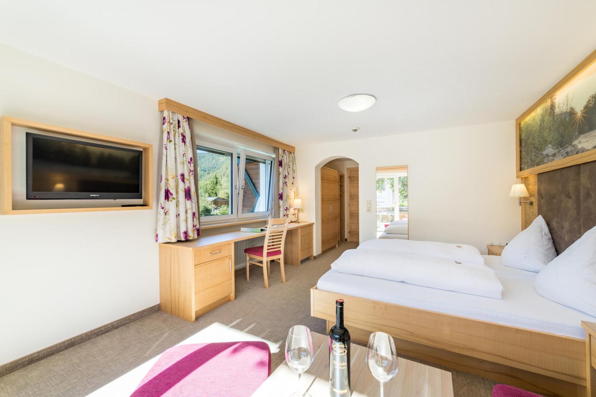 Hotel Post Bach  Room photo